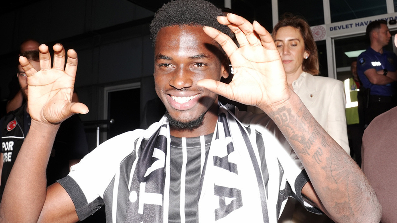 Ernest Poku, Beşiktaş için İstanbul'a geldi