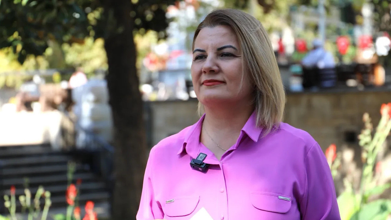 Tutuklanan CHP'li başkanın makam aracıydı! Satışa çıkardı, plakasında yazana bakın