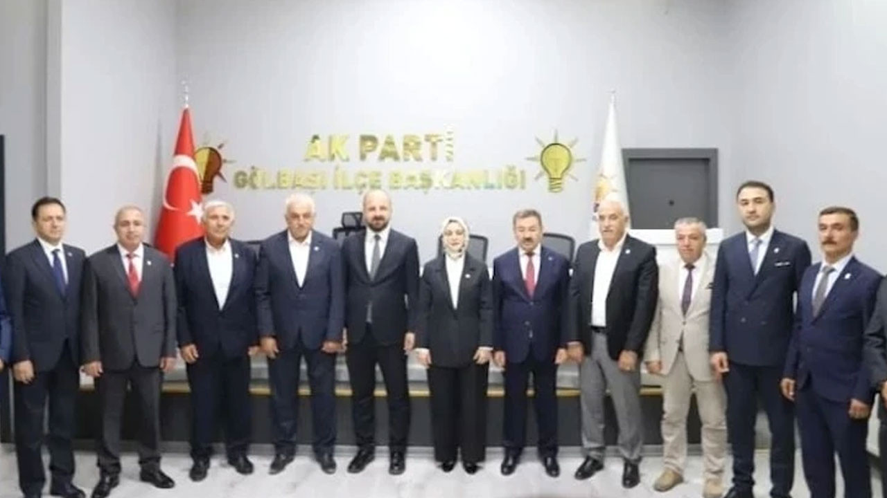 Ankara Gölbaşı'nda 6 belediye meclis üyesi AK Parti'ye geçti