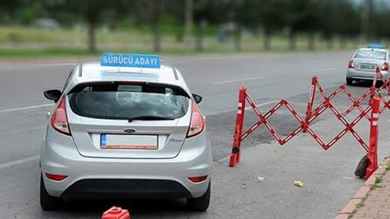 Ehliyet sınavlarında yeni dönem! Sabit güzergâh kalkıyor, artık sürücü adayları...