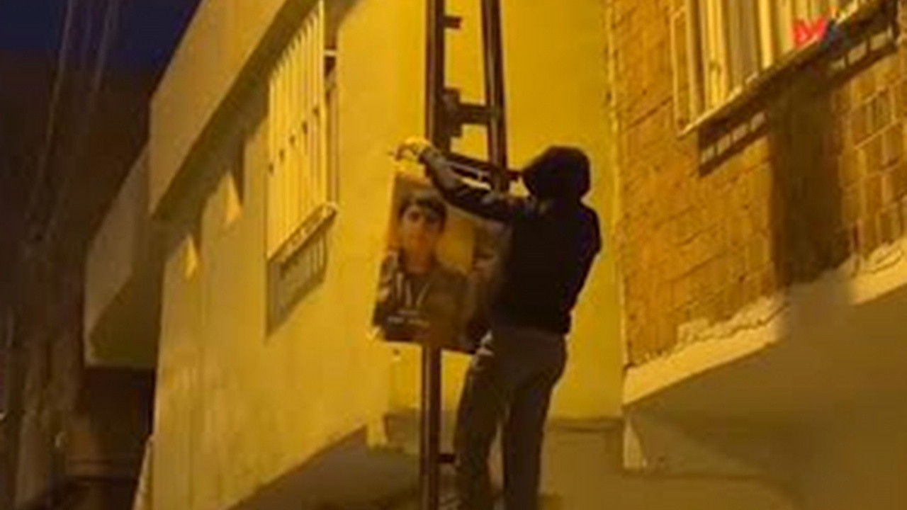Diyarbakır'da sokaklara teröristlerin fotograflarının asılmasıyla ilgili valilikten açıklama