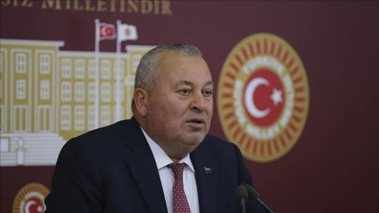 Cemal Enginyurt'tan gözaltına alınan danışmanı hakkında açıklama