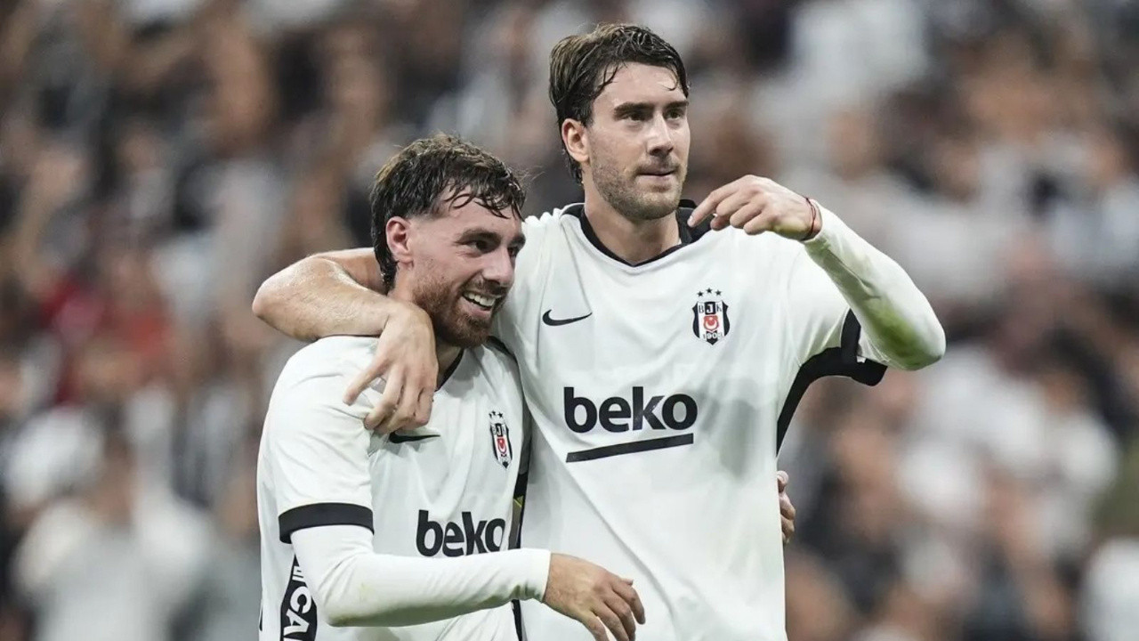 Vlahovic taraftarı önünde coştu: Hat-trick!
