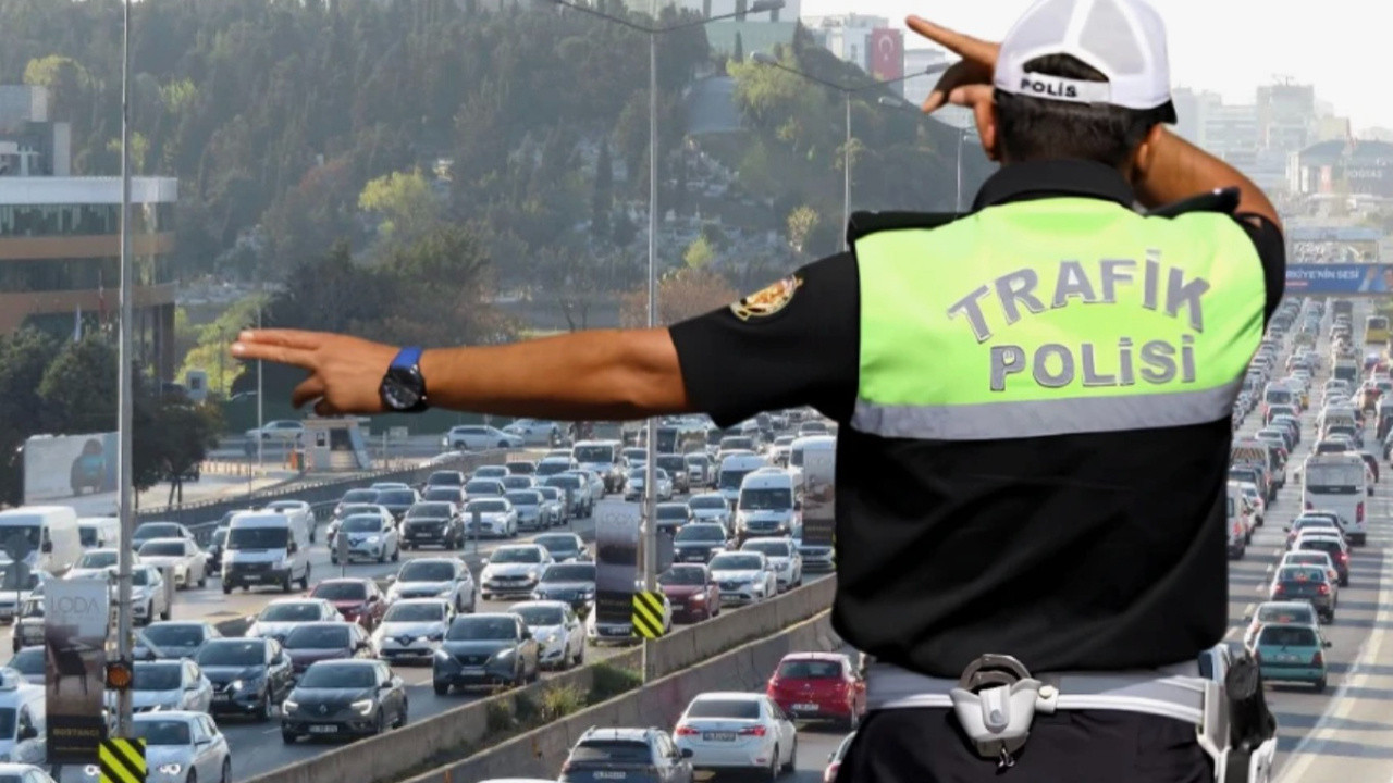 O yöne gidecekler dikkat! Kadıköy'de o güzergahlar trafiğe kapalı