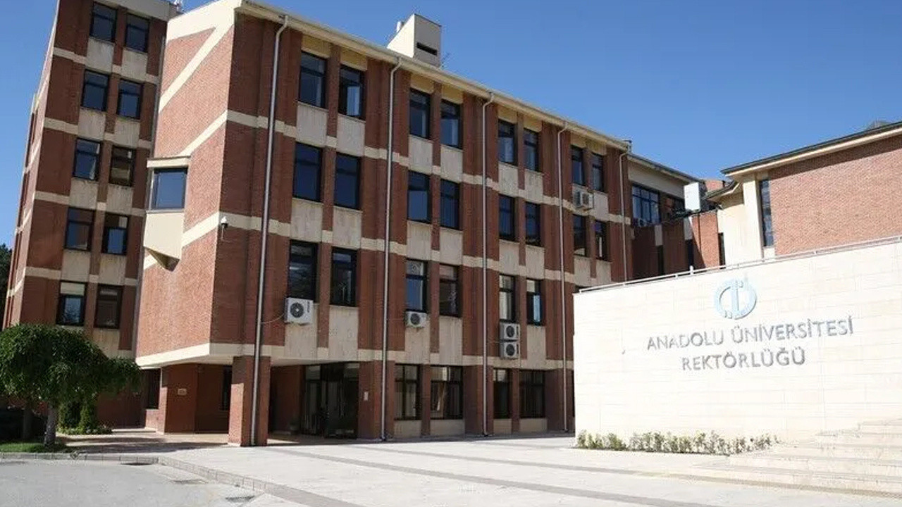 Anadolu Üniversitesi Açıköğretim Fakültesi'nde öğrenci affı başvuru tarihleri açıklandı