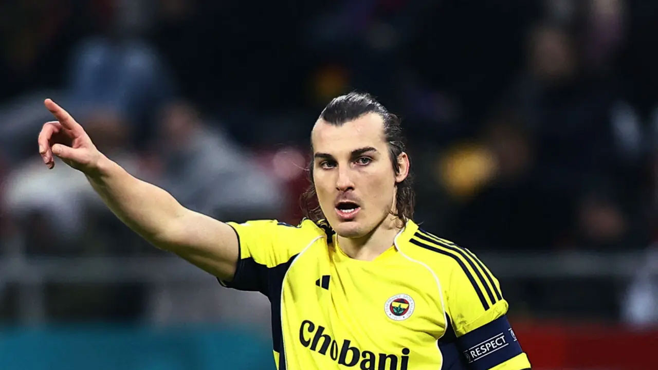 Fenerbahçe'de milli yıldızla yollar ayrıldı