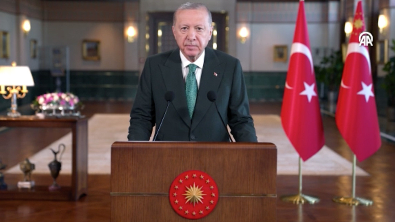 Cumhurbaşkanı Erdoğan: İmam hatiplerin başarı çıtası sürekli yükseliyor