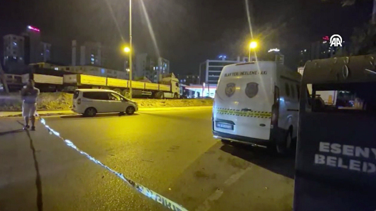 İstanbul'da trafik uygulamasında silahlı saldırıya uğrayan polis şehit oldu