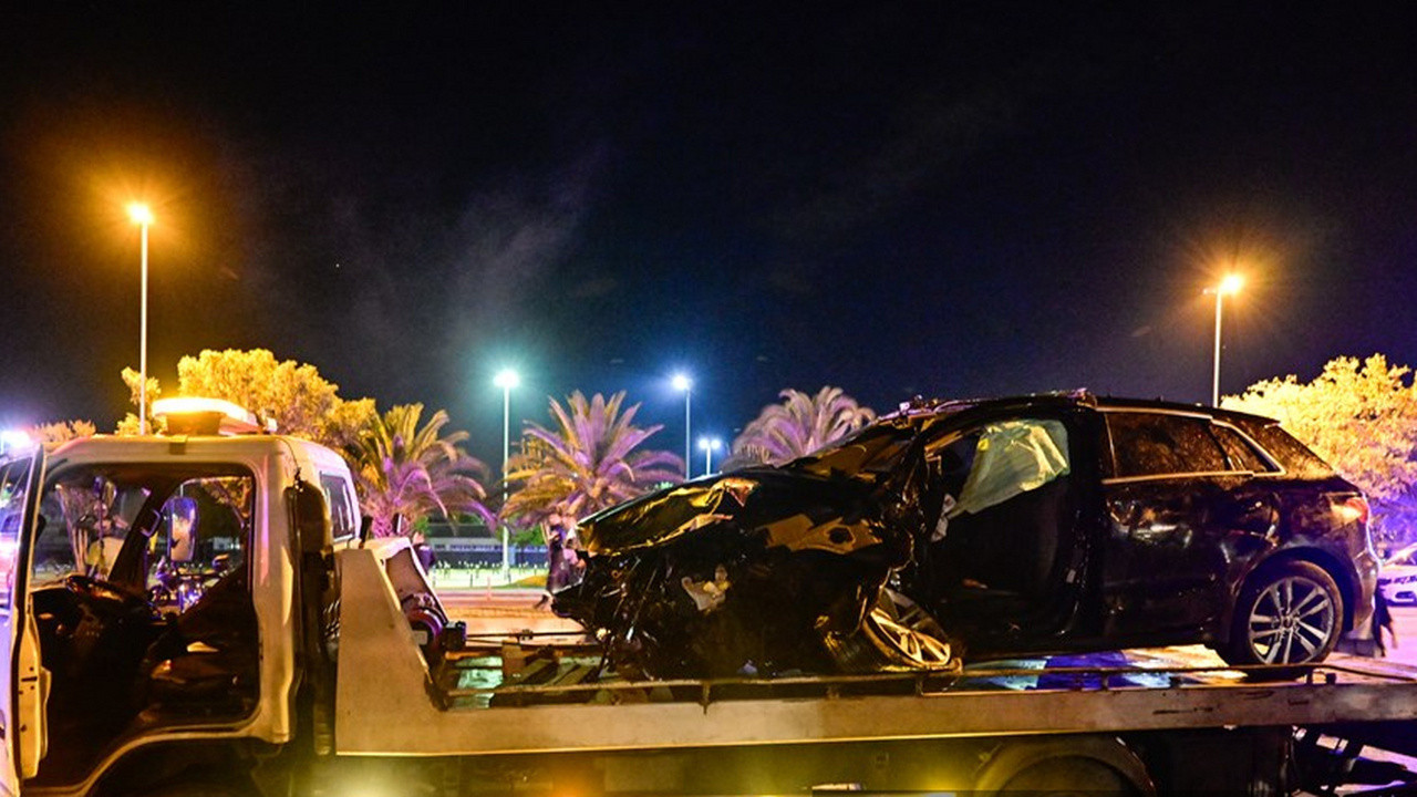 Maltepe'de sahil yolunda korkunç kaza: 2'si ağır 9 yaralı