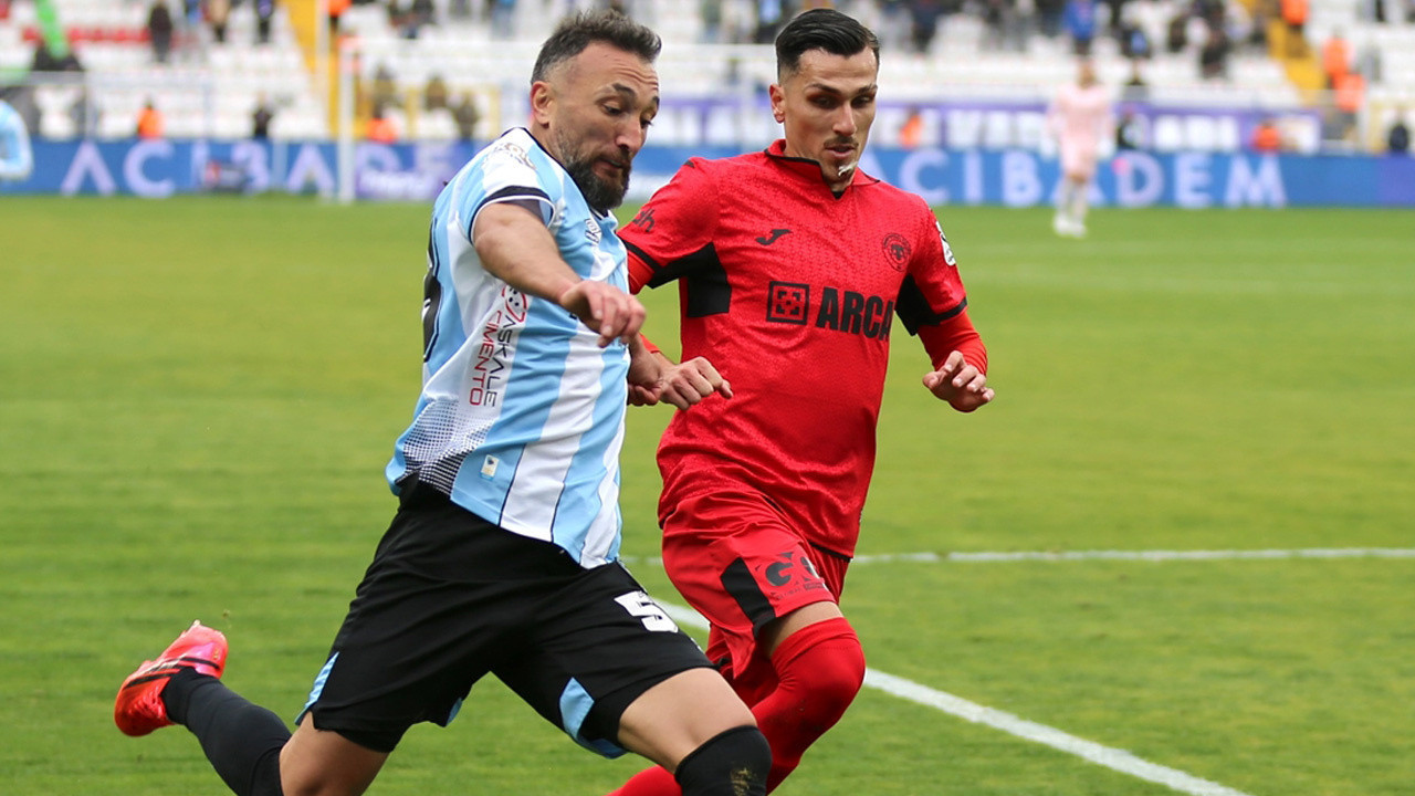 Erzurum'da bol gollü maç! 3 puanın sahibi Çorum FK oldu