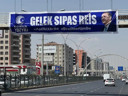 Diyarbakır'da Erdoğan'a teşekkür pankartları "Gelek Sıpas Reis"