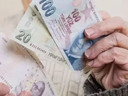 Yaşlılara büyük müjde! Yeni sigorta geliyor...
