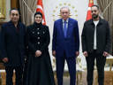 Cumhurbaşkanı Erdoğan, İsrail'in öldürdüğü Filistinli Hind Rajab'ın ailesini ağırladı