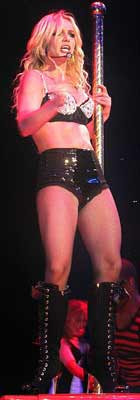 Britney Büyüledi - Resim: 3