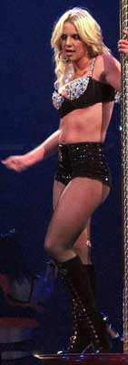 Britney Büyüledi - Resim: 4