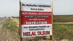 Depremzede vatandaş tarlasını herkese açtı! “Helal olsun” pankartı astı!
