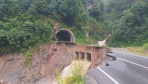 Ordu'da Karadeniz-Akdeniz Yolu böyle çöktü! Heyelan anı kamerada