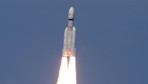 Hindistan Ay'a inişte bir ilk peşinde! Roket fırlatıldı