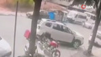 Otomobilin çarptığı çocuk metrelerce sürüklendi! O anlar kamerada