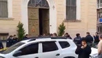 İstanbul'da Santa Maria İtalyan Kilisesi’ne ayin sırasında silahlı saldırı! 1 kişi öldü, kar maskeli 2 saldırgan kaçtı