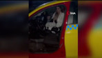 Kadın yolcu taksiciye dehşeti yaşattı kadın polisin de saçlarını yoldu