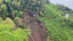 Trabzon'da heyelan! Mahalle yolu ulaşıma kapandı