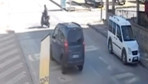 Uşak'ta motosiklet sürücüsünün öldüğü kaza kamerada