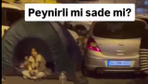 Esenler'de ev kadınları geceyi sokakta geçirenlere gözleme yaptı