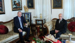 Devlet Bahçeli, Cumhurbaşkanı Erdoğan'ı elinde tespihle bekledi