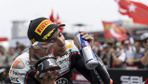 Toprak Razgatlıoğlu, Superbike Macaristan ayağının ilk yarışını kazandı