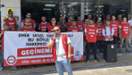 Karşıyaka Belediyesi'nde maaş isyanı işçilerden oturma eylemi