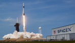 NASA, SpaceX'in Ay'a iniş planının gecikmesi nedeniyle diğer firmalarla anlaşma olabileceğini belirtti