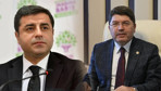 Bakan Tunç'tan Demirtaş açıklaması!K arar mahkemenin önünde