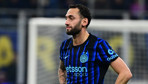 Hakan Çalhanoğlu penaltı kaçırdı Inter, Milan'a yenildi