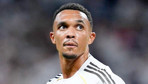 Real Madrid'e kötü haber Trent Alexander-Arnold yeniden...