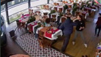 Sanatçı Cahit Berkay'ın aracıyla restorana girdiği kazanın görüntüleri ortaya çıktı