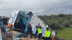 Antalya'da yolcu otobüsü devrildi! 8 kişi hayatını kaybetti