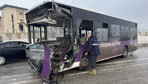 Yüksekova'da otobüs ile minibüs çarpıştı! 18 yaralı