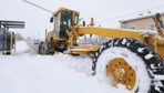Sivas'ta kar ve tipi ulaşımı durdurdu! 166 yerleşim yerine ulaşım durdu...