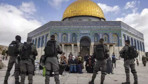 İsrail polisinden Mescid-i Aksa önünde alçak provokasyon