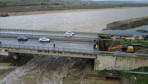 Sağanak nedeniyle çöktü! Yol çift taraflı trafiğe kapatıldı