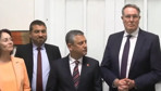 Özgür Özel konuşma yaparken elektrikler bir anda kesildi