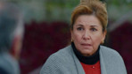 Kanser tedavisi gören Gül Onat saçlarını kazıttı! Son hali yürekleri dağladı