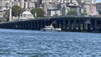 Unkapanı Köprüsü'nden geçerken yolcu teknesinde görünmez kaza