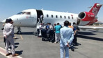 Mısır'da trafik kazası geçiren 3 Türk vatandaşı hava ambulansıyla Türkiye'ye getirildi