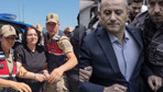Mal varlıkları pes dedirtti! Bir günde 40 iş yeri almış, emekli eşinin aylık kazancı ise...