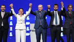 AK Parti'ye katılmıştı! Tuzla Belediye Başkanı Eren Ali Bingöl'ün danışmanı istifa etti