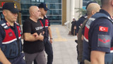 Ünlü Yönetmen Ezel Akay'ın Evinde Şok Edici Bulgular: Kenevir Yetiştiriciliği Yapmış