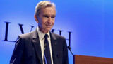 Avrupa'nın en zengin ailesi taht savaşıyla sarsılıyor mu? Bernard Arnault sessizliğini bozdu