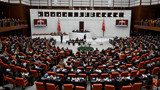 Cumhurbaşkanı Erdoğan kürsüye gelince Yeni Partililer salonu terk etti!